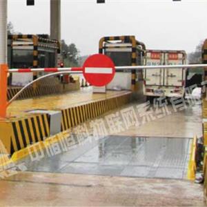 高精度軸組式公路動(dòng)態(tài)稱(chēng)重系統(tǒng)